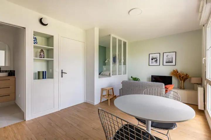 Charmant Appartement Calme Proche De Paris Saint-Denis  Buitenkant foto
